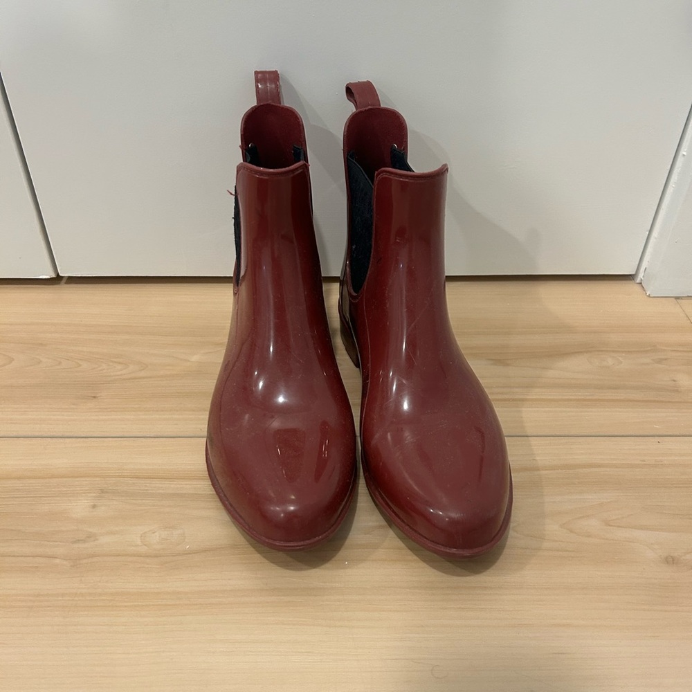 MICHAEL Michael Kors Red Winter Rain Boots